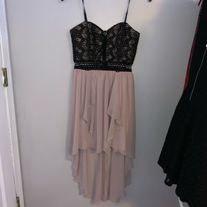 Beautiful Dress only worn once to homecoming.